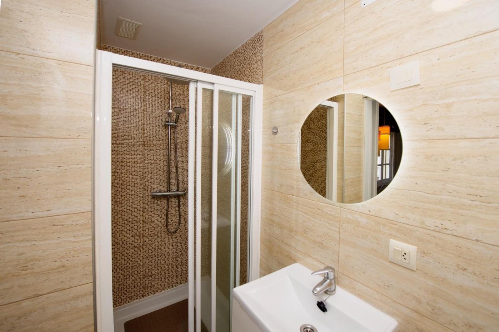 Apartamento Duplex Dos Habitaciones Mondariz Ngoại thất bức ảnh